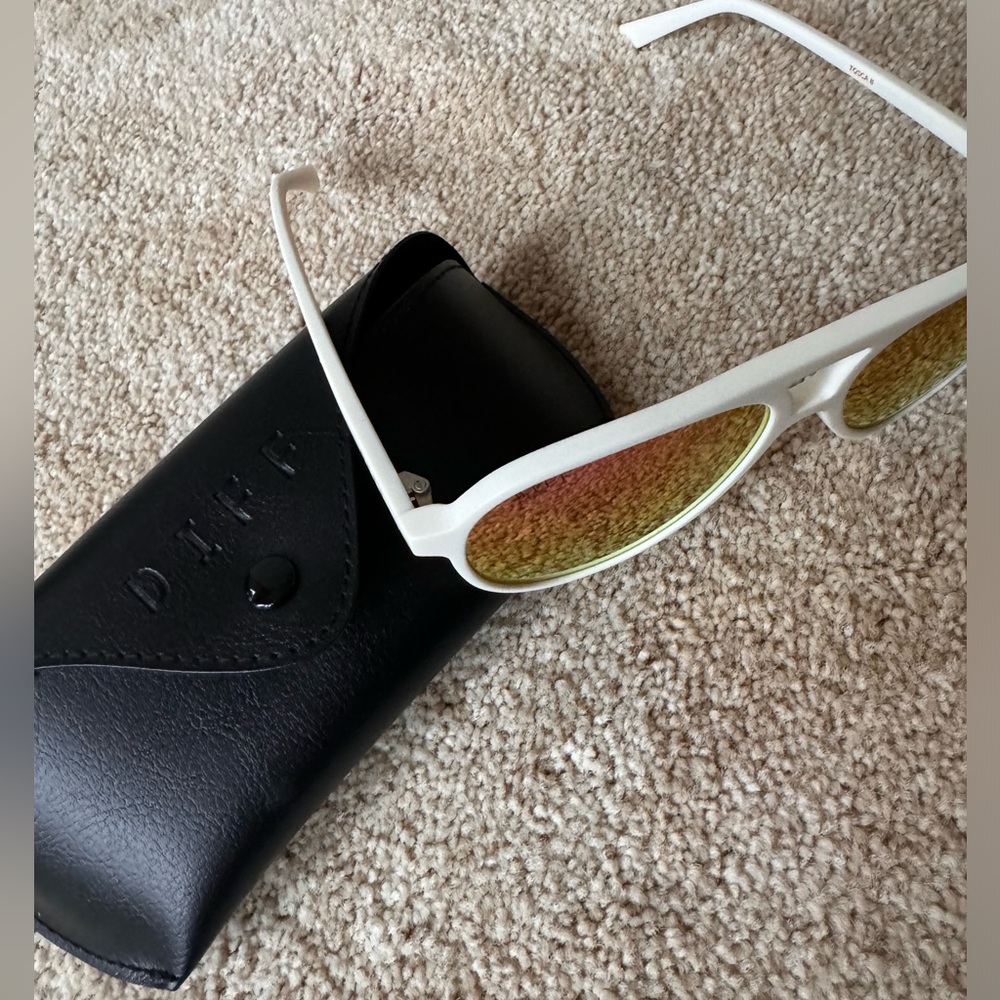 Diff Sunglasses - image 4